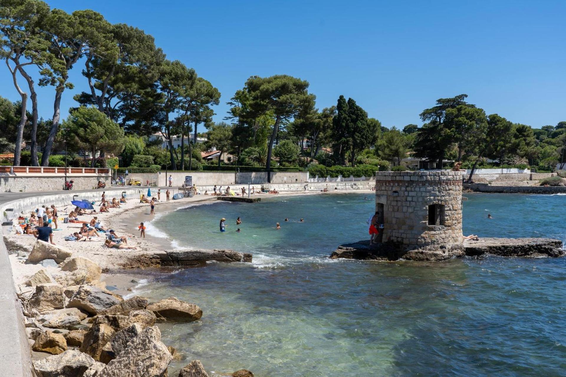 Studio Independant, Front De Mer Et Plage A 200M アンティーブ エクステリア 写真